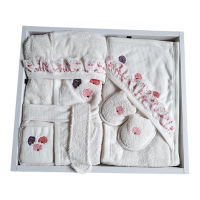 BASKILI FİSTO BORNOZ